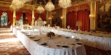 Punonjësi i Pallatit Élysée arrested pasi shiste enët e kuzhinës online.