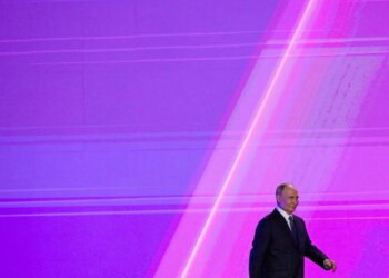 Putin ndriçon arsyet: Pse takimi me dërguarin dhe dhëndrin e Trump zgjati më shumë se sa ishte parashikuar