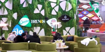 Që të mos dridhen duar gjatë qitjes" / Miri i dërgon puthje Kristit: "A do të vish për të përkëdhelur?