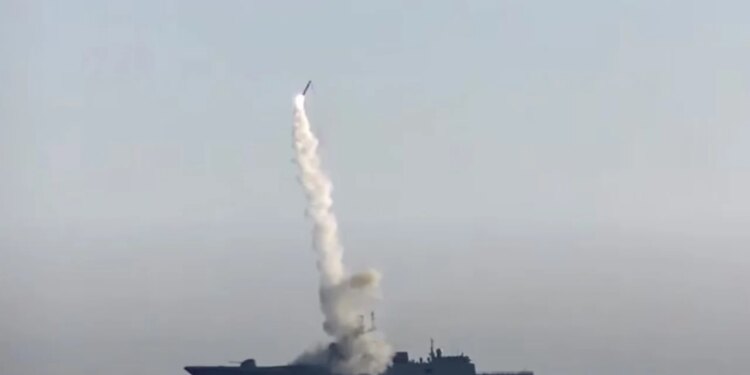 Raketat bërthamore ruse vendosen në Bjellorusi, Oreshnik i gatshëm për operacionet ushtarake.