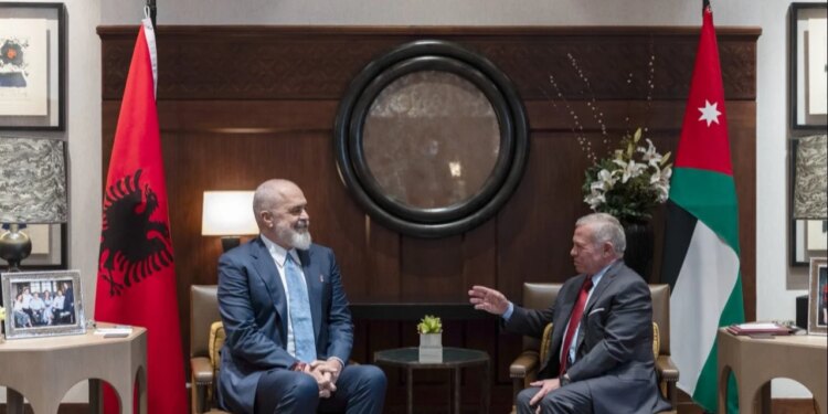 Rama në Jordani: Takim me mbretin Abdullah II bin Al-Hussein