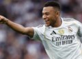 Real Madrid avancion në Kupën e Mbretit përballë sfidave, Mbappé shënon dy gola dhe ndihmon në fitoren 3-2 ndaj Talaveras.