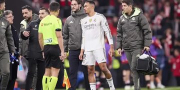 Real Madridi përballet me një sfidë të madhe, pasi ylli i radhës, i ardhur me spektakël gjatë verës, do të qëndrojë jashtë fushave për dy muaj.