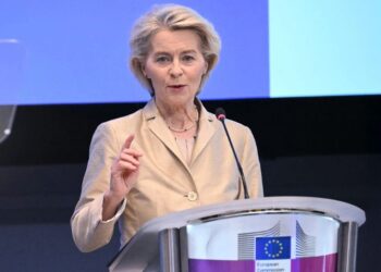 “Rënia e 26% e emigracionit të paligjshëm në BE në vitin 2025, Von der Leyen: Do të vazhdojmë betejën kundër kontrabandistëve”
