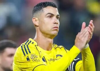 Ronaldo dhe Félix kontribuojnë me gola për Al Nassr, ndërsa Wijnaldum ndalon serinë e fitoreve. Tifozët e përmendin emrin “Messi” pas barazimit (Video)