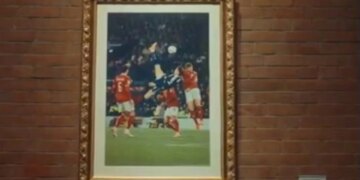 Roveshata e McTominay me Kombëtaren Skoceze bëhet një vepër arti në Galerinë Kombëtare të Skocisë.