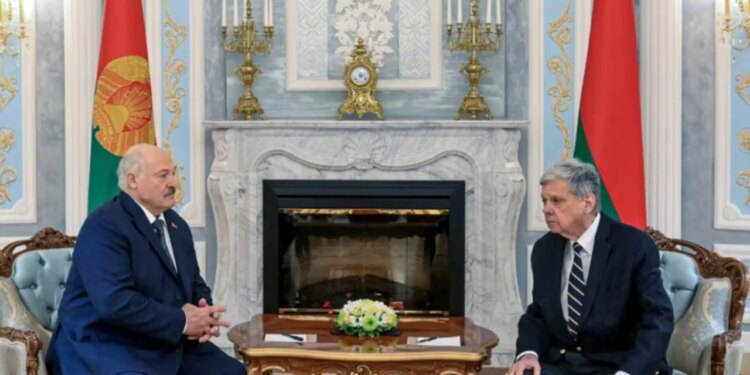 SHBA shpall t'i heqë sanksionet, Bjellorusia shfuqizon ndalimin për 123 të burgosur politikë.