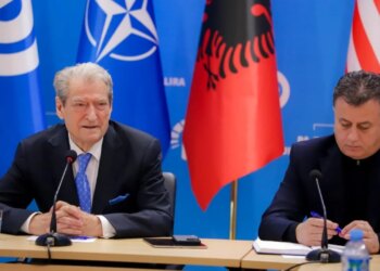 “Shkëputen negociatat me PS”/ Berisha: Protestë kombëtare më 22 dhjetor, deri në formimin e qeverisë teknike.