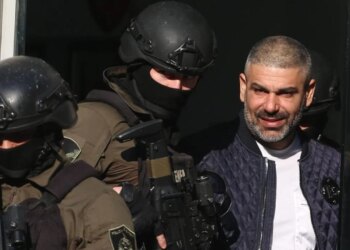 Sokol Sanxhaktari dhunohet në burgun e Reçit, ofendon gardianët dhe Safet Bajrin