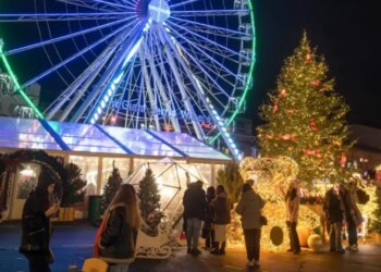 Sulme të reja në Ukrainë para festës së Krishtlindjeve, tre viktima. Papa apelon për paqe gjatë festimeve.