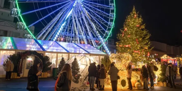 Sulme të reja në Ukrainë para festës së Krishtlindjeve, tre viktima. Papa apelon për paqe gjatë festimeve.