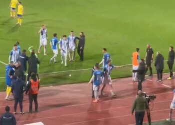 Tirana tërhiqet nga ndeshja e Superiores, lojtarët bardheblu lënë fushën pas dhënies së penalltisë për Elbasanin.