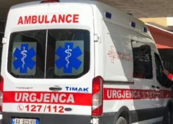 Tragjedia në Tiranë: 34-vjeçari kryen aktin e vetëvrasjes me mjet prerës në shtëpi