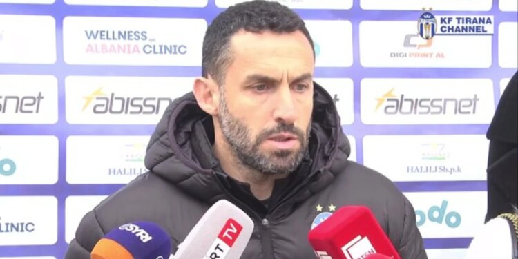 Trajneri i Tiranës, Nuhiu, në prag të Derbit të Kryeqytetit: E rëndësishme të fitojmë për tifozët, e ardhmja ime nuk është në rrezik.
