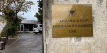 Tre persona dënohen me 17 vite e 8 muaj burg nga Gjykata e Lezhës për kultivimin e bimëve narkotike në Kashnjet në prill të vitit të kaluar.