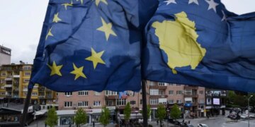 Trump “përcakton qëndrimin” për Kosovën, Ambasada amerikane: Mbështetja është rikonfirmuar