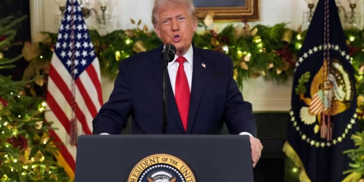 Trump thekson strategjinë e tij për kufijtë: Ndalimi i imigracionit të paligjshëm dhe rritja ekonomike.