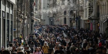 Turqia kap 115 të dyshuar të ISIS-it: Ata po përgatiteshin për sulme në prag të Vitit të Ri.