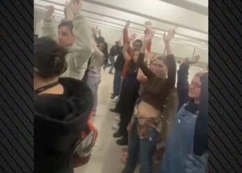 VIDEO/ Dy humbje jetësh dhe shumë të plagosur, episodet e tmerrit në Universitetin Brown, Policia evakuon studentët që ishin strehuar në bibliotekë