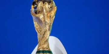 Vëmendja e të gjithëve drejt Uashingtonit për shortin e Kupës së Botës, risitë në formatin e ri që duhet të njihni për Botërorin 2026.