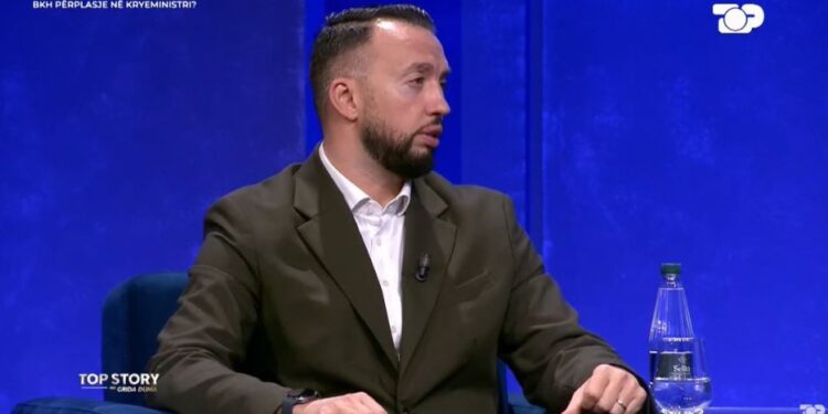 "Vërehet arrogancë në deklaratën e BKH-së", thotë gazetari i ‘Top Story’: 'Nuk është e përshtatshme të pyesin oficerët nëse kryeministria është e sigurt'
