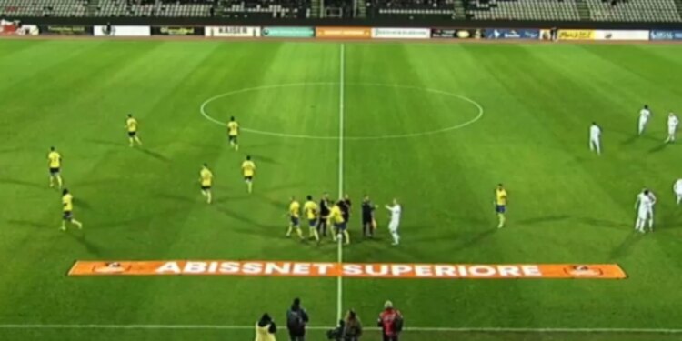 Vllaznia pëson rënie, kuqeblutë humbin ndaj Elbasanit, “tigrat” rikthejnë drejtimin.