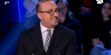 “Vrenozin na lidh jo vetëm partia, por edhe fasulet”, Korreshi shprehet në ‘Fan Club’: Të biesh në gjumë me një vajzë në BB do të thotë…