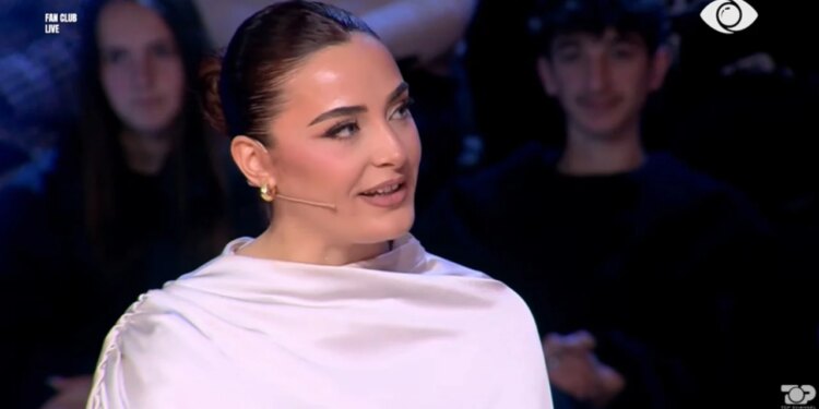 “Xhodi reagon ndaj mesazhit të papritur në ‘Fan Club’: Ka sy të mrekullueshëm, jemi vetëm në lidhjen tonë me Krist Dragot”