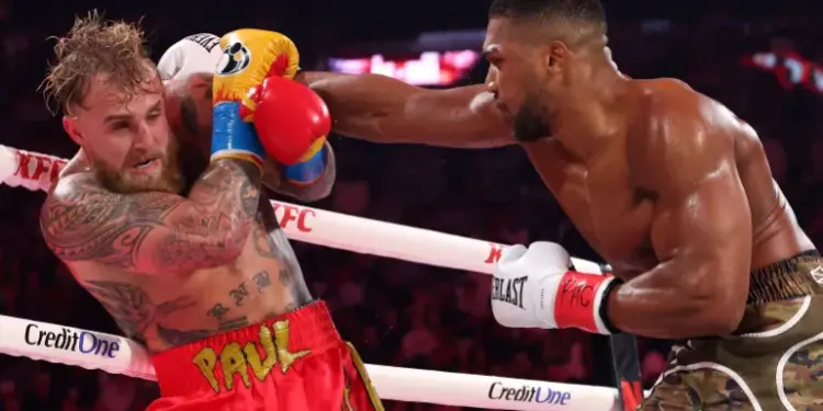 YouTuber-i Paul angazhon avokat për të paditur ata që e akuzojnë se ndeshja me Joshuan ishte e manipuluar.