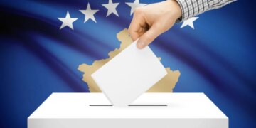 Zgjedhjet e 28 dhjetorit, AFP ngrit alarmin: Çfarë pasojash do të ketë nëse përsëri nuk shpallet një “fitues” në Kosovë?