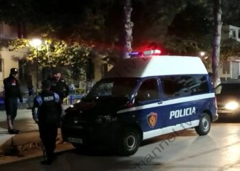 Zjarrfikësi në Pogradec pezullohet nga detyra pas arrestimit në një operacion antidrogë