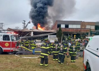 Zjarri në azilin e të moshuarve shkakton dy viktima dhe zhduk disa persona