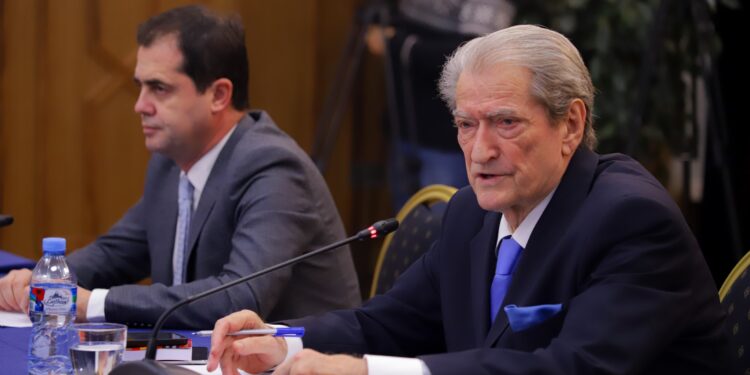 Reforma territoriale/ Berisha: Ne do synojmë ripopullimin e Shqipërisë! Edi Rama bëri një antireformë