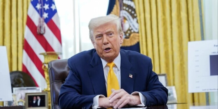 13:50  
“Jemi duke shqyrtuar të gjitha mundësitë”, ICE mund të tërhiqet; a po lëkundet Trump?  
Stuhia dimërore që ka përfshirë 22 shtete amerikane me temperatura të ulëta nuk i ka ndaluar protestat për vdekjen e infermierit 37-vjeçar, Alex Pretti.