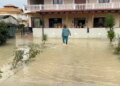 20 apartamente të përmbytura në Novoselë, një banor tregon: Kam pastruar ujin me fshesë gjatë natës, gruaja ime është e paralizuar.