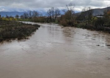 400 familje të izoluara, gjashtë fshatra në Bashkinë Maliq të bllokuara nga shembja e urës. Fermerët e zonës kërkojnë dëmshpërblime për dëmet e shkaktuara nga dy përmbytje brenda dy muajve.