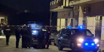 63-vjeçari vret gruan me pistoletë, vetëvritet disa minuta më vonë pas ndarjes rreth një vit më parë.