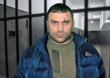 A do të diskutohet për vrasjen e shokut të tij gjatë atentatit në Rinas? Prokuroria viziton qelinë e Emiljano Shullazit.