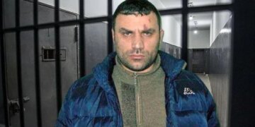 A do të diskutohet për vrasjen e shokut të tij gjatë atentatit në Rinas? Prokuroria viziton qelinë e Emiljano Shullazit.