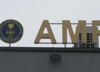 AMP pezullon 4 punonjës të policisë në Berat për vendosje të gjobave pa arsye ndaj disa drejtuesve të mjeteve dhe privilegjimin e të tjerëve.