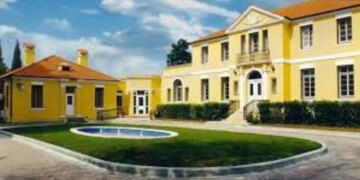 Ambasada e SHBA-së përgjigjet pas komenteve të Ramës: "Kinezët na shohin si mundësi të mirë", duke theksuar rëndësinë e transparencës dhe drejtësisë për të tërhequr investitorë në vend.