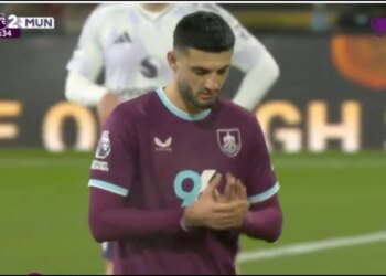 Armando Broja përsëri në formacionin fillestar, Burnley i kënaqur me rezultatin barazim përballë Manchester United.