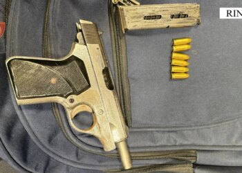 Arrestohet 36-vjeçari që përpiqej të kalonte në Rinas me armë zjarri në valixhe