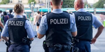 Arrestohet emigranti 26-vjeçar sapo mbërrin në Gjermani, pas akuzave për përdhunim të përsëritur ndaj motrës së tij të mitur.