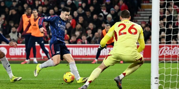 Arsenal humbet mundësinë për të avancuar në garën për titull, duke u ndeshur me një barazim pa gola ndaj skuadrës që po lufton për mbijetesë.