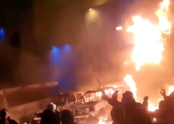 Autoritetet në Iran paralajmërojnë një tubim të madh pro-qeveritar në Teheran, duke shprehur qëndrim të fortë ndaj rebelëve pas përshkallëzimit të protestave.