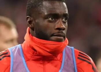 Bayern i Mynihut po humbet durimin me Upamecano, i cili ende nuk ka dhënë përgjigje për ofertën e rinovimit.