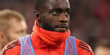 Bayern i Mynihut po humbet durimin me Upamecano, i cili ende nuk ka dhënë përgjigje për ofertën e rinovimit.