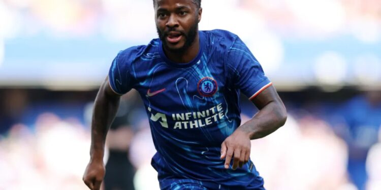 Chelsea ndërpret kontratën, sulmuesi anglez i afërt me kalimin te rivalët e përjetshëm të "Bluve"