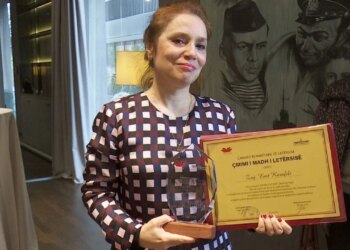 Çmimet Kombëtare të Letërsisë shpallen, me veprën më të mirë të njohur “Epope Intime” nga shkrimtarja e migrimit Enit Karafili.